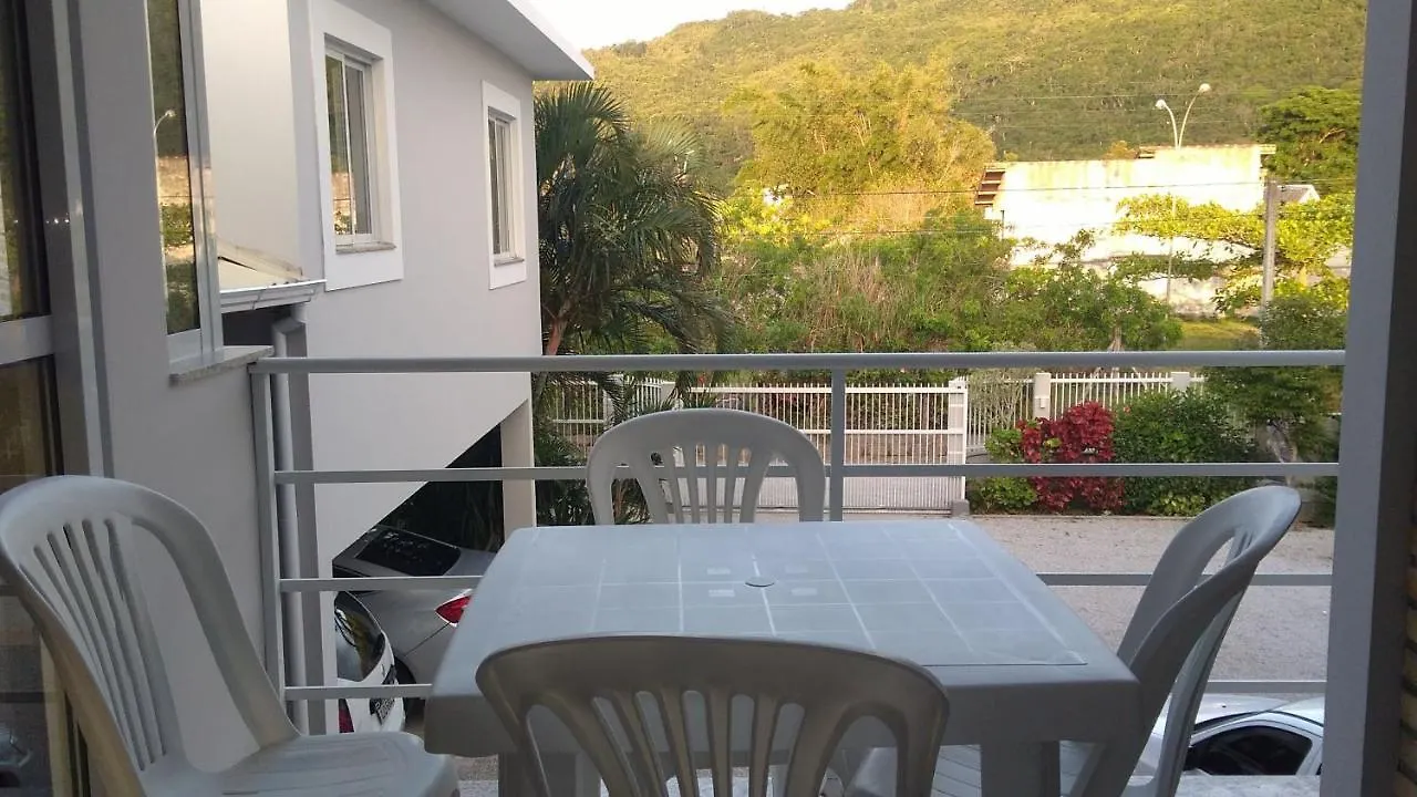 Casas Adilio Florianopolis-Norte Brasil